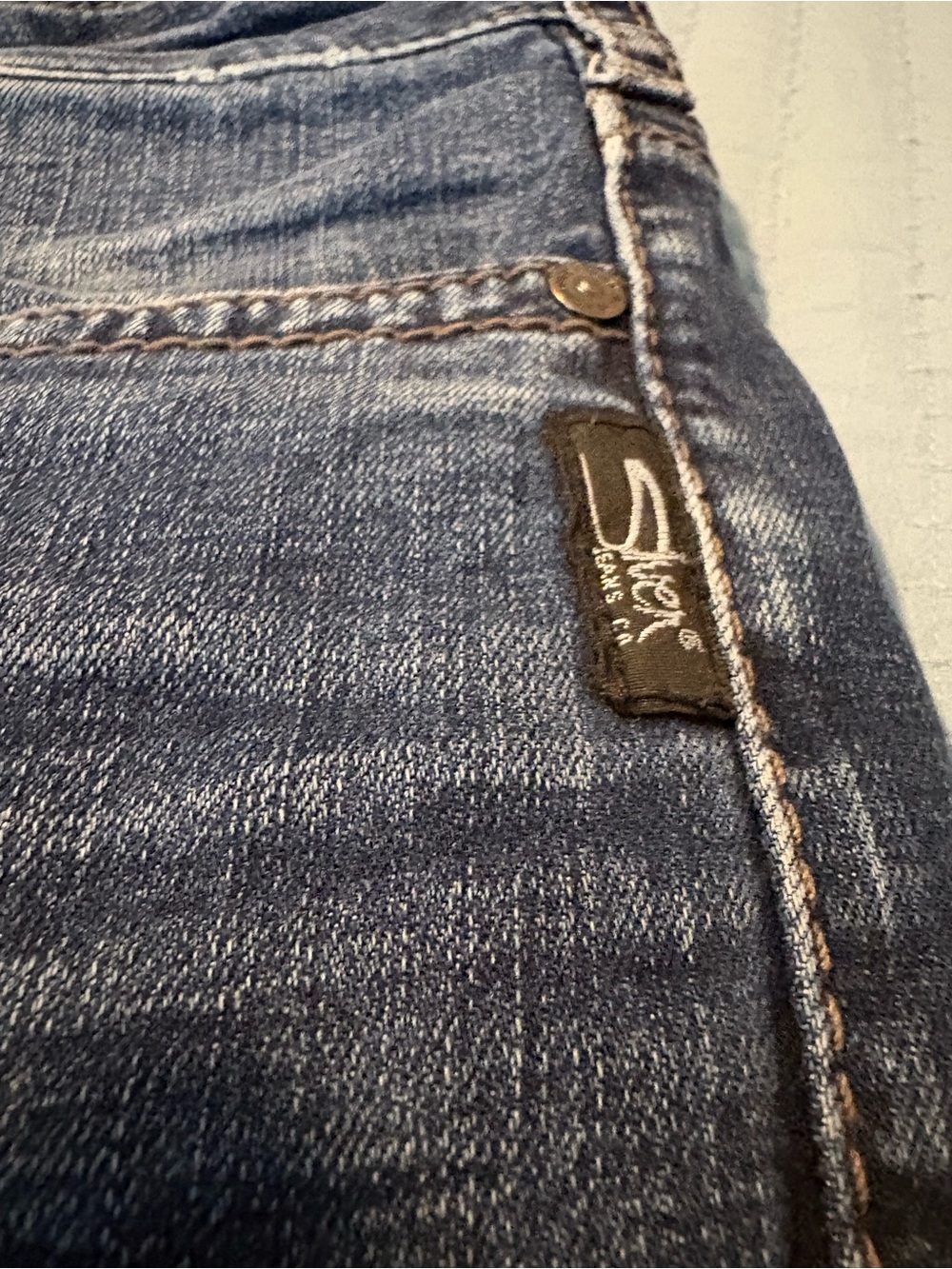 Jeans Subcategory Identification - Picture 2 of 6